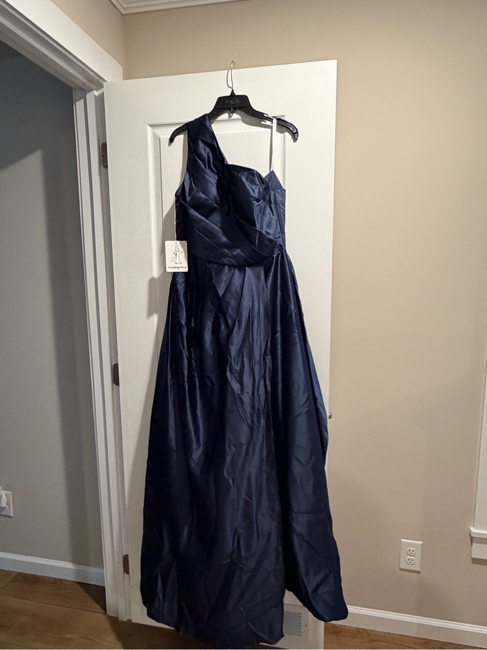 Elegant One-Shoulder Navy Evening Gown